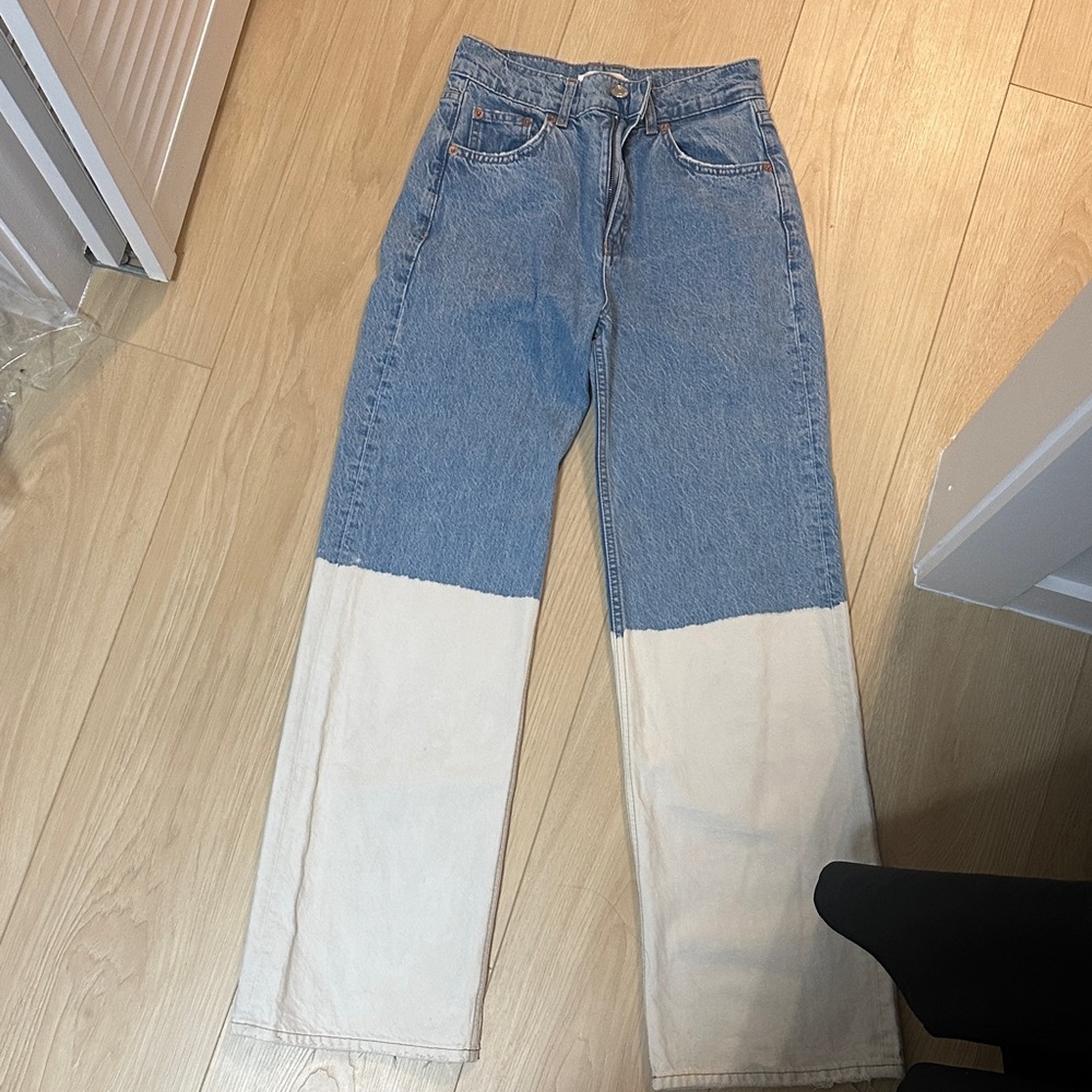 Pull&Bear Blue and Cream Straight Leg Jeans